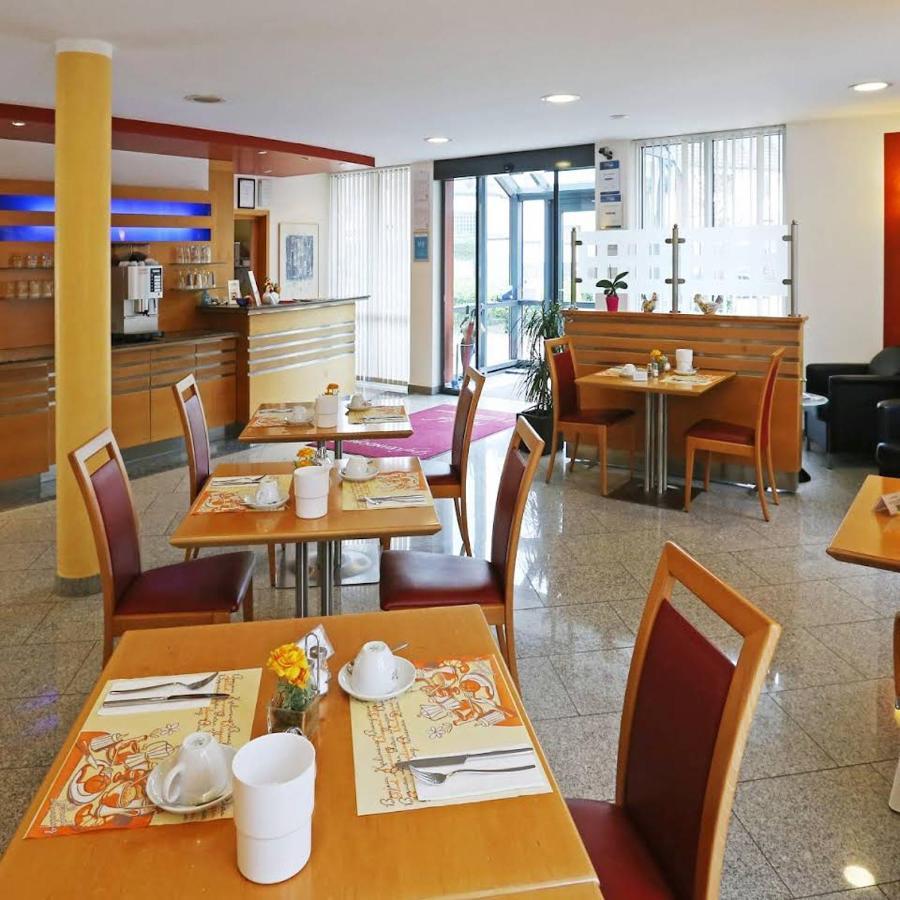 Hotel Graf Lehndorff Zur Messe Мюнхен Экстерьер фото